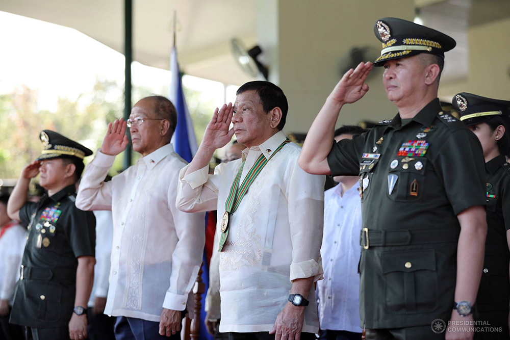 Duterte orders bombing runs vs Abus in Mindanao