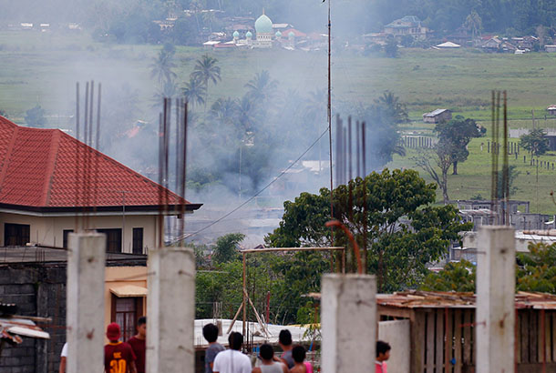 Duterte amends order on Marawi rehab task force, assigns housing czar as head 