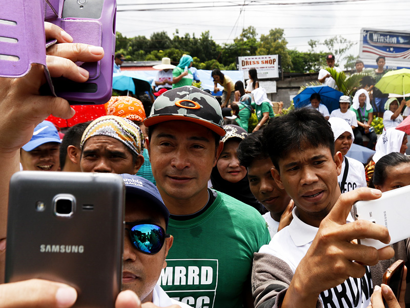 Pro, anti-Duterte groups stage rallies ahead of SONA