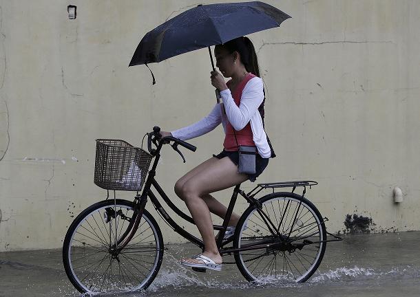 'Isang' to exit PAR today; to dump rains until Wednesday