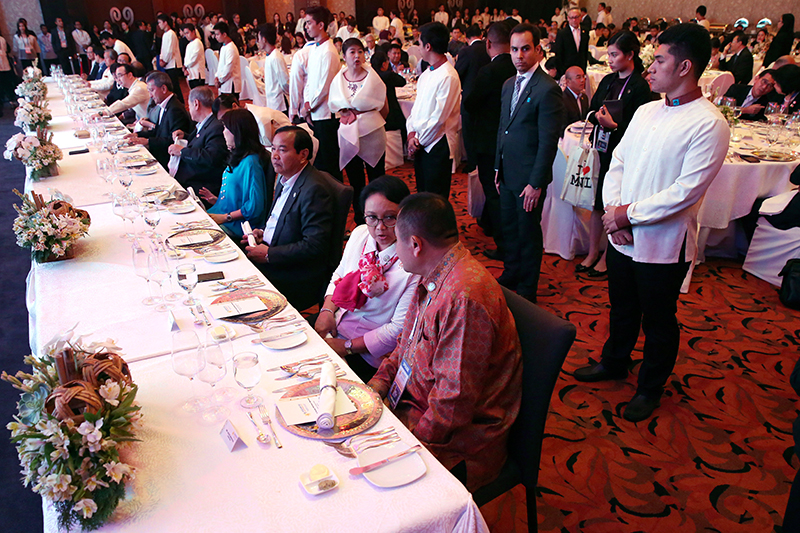 ASEAN ministers argue over national interests at welcome dinner