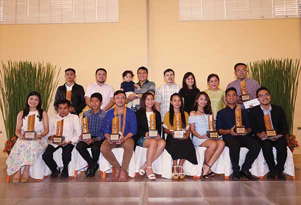 Villar SIPAG honors 11 youth organizations