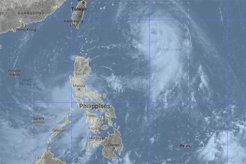 'Maring' makes landfall in Quezon