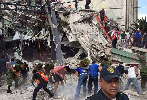 Over 200 dead in Mexico quake