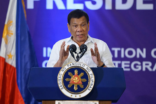 Duterte shuns ombudsman's probe, cries 'selective justice'