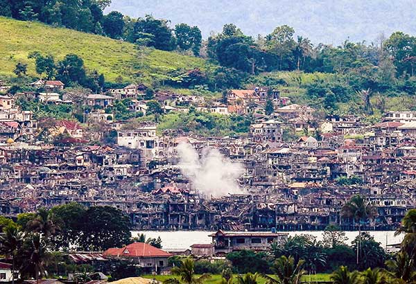 Months after Marawi siege, ASEAN leaders condemn terrorism in draft statement