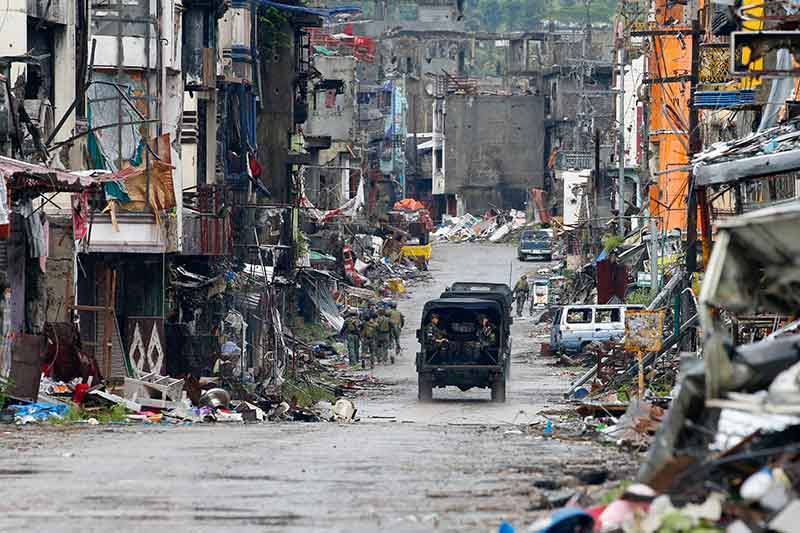 6 sundalo kinasuhan sa pagnanakaw sa Marawi