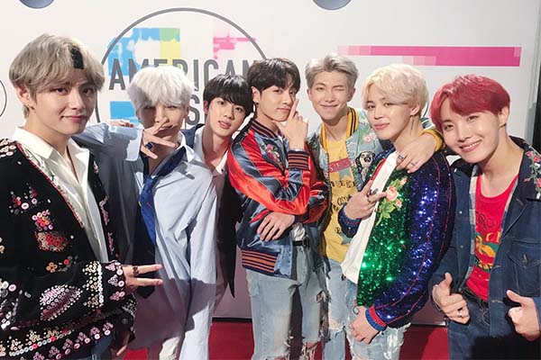 Kpop Boygroup Bts Performs Latest Song Dna At Ama 2017 Philstarcom