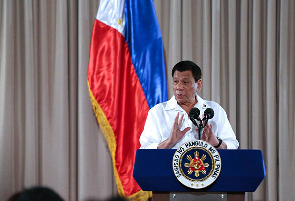 No one to blame for dengue vaccine mess  â�� Duterte