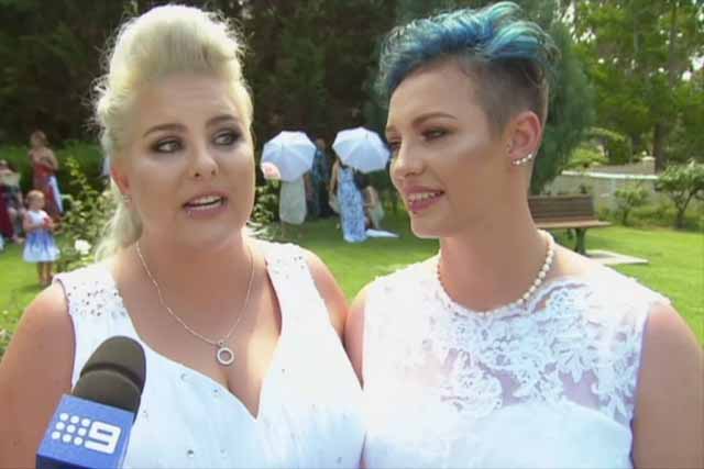 2 couples tie knot in Australia's 1st same-sex weddings