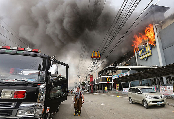 37 dead in Davao City mall fire