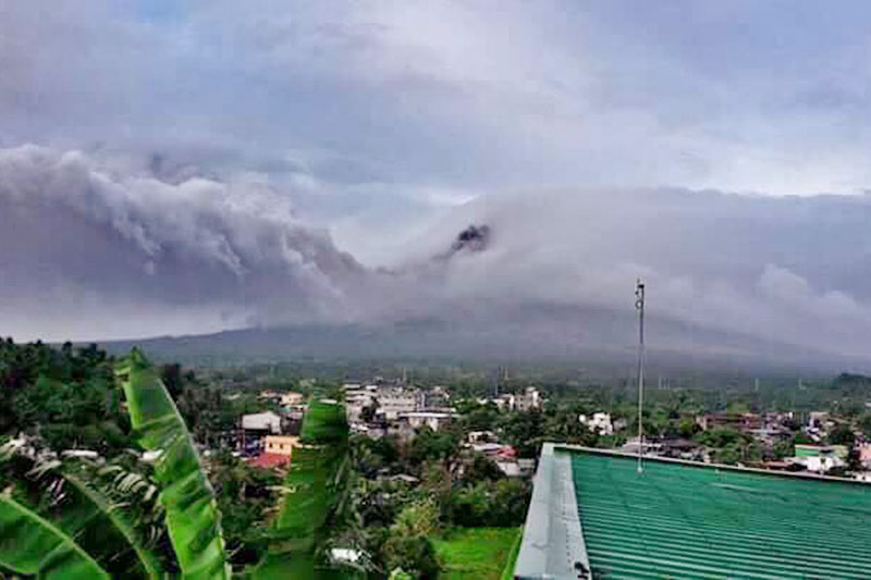 Mayon Volcano spews ash; alert level 1 up     