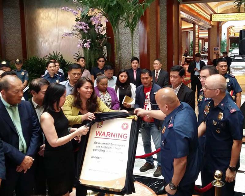 PNP chief unveils anti-gambling sign