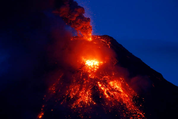 Australia Offers Aid For Communities Affected By Mayon Eruption