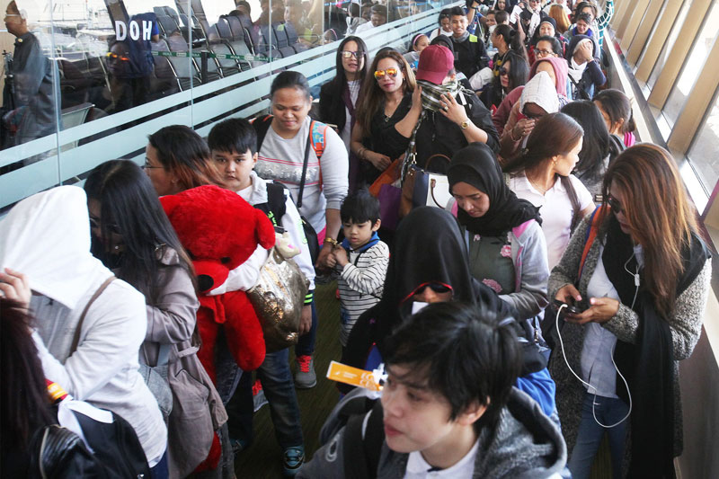 Another 160 OFWs, 30 kids arrive from Kuwait