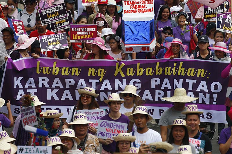 Filipinas urged to resist 'macho-fascism, misogyny' in government