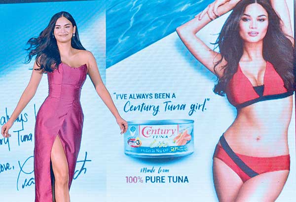 Pia Wurtzbach is the â��Queen of the Centuryâ��