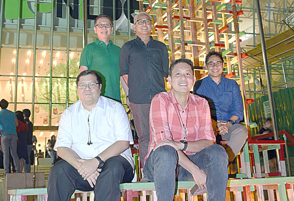 Sustainable Christmas tree of light unveiled in Manila