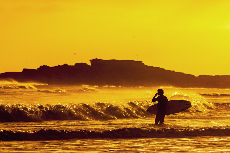 8 life lessons that surfing can teach us