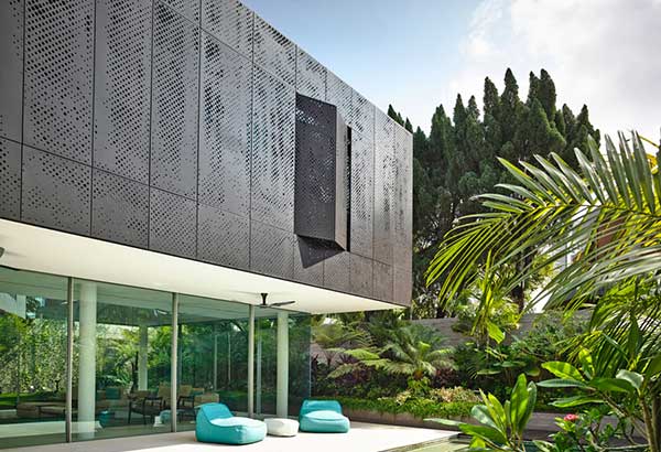 Tropical architecture for the 21st Century