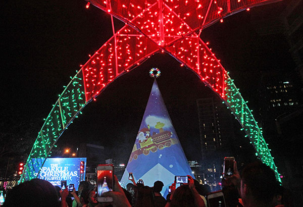 Filinvest City sparkles this Christmas