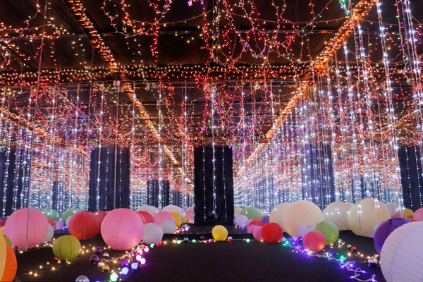 Where you can experience Christmas inside a glass imaginarium