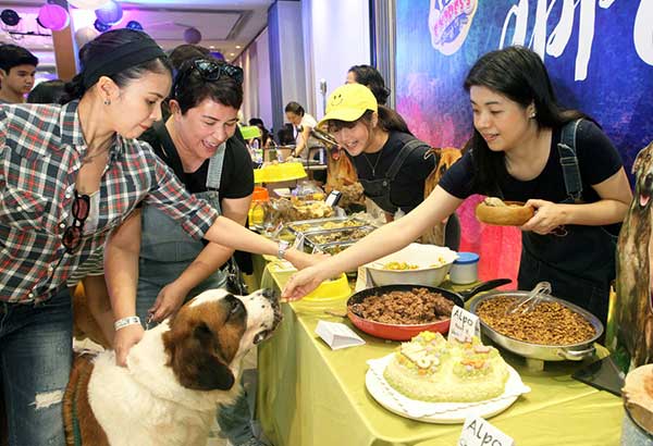 At Bon ApPETit, pets and humans dine for a cause