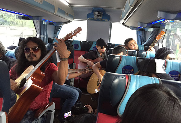 RJâ��s magic bus to Cavite  