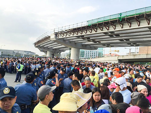 Close to 80,000 crowd to welcome Pope