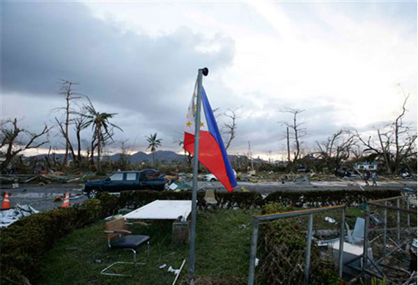 DepEd, UNICEF open makeshift classrooms in Leyte