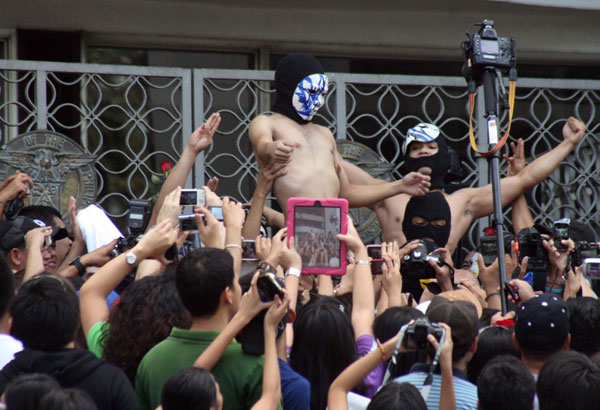 LIVE: Oblation Run 2014