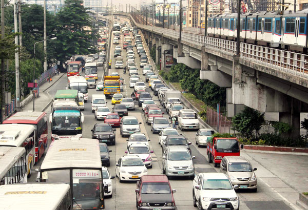 Makati City to boost free shuttle service for MRT passengers