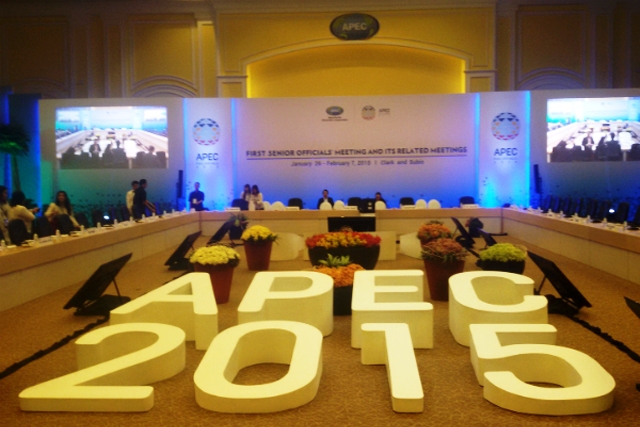 Palace suspends gov't work in Metro Manila for APEC