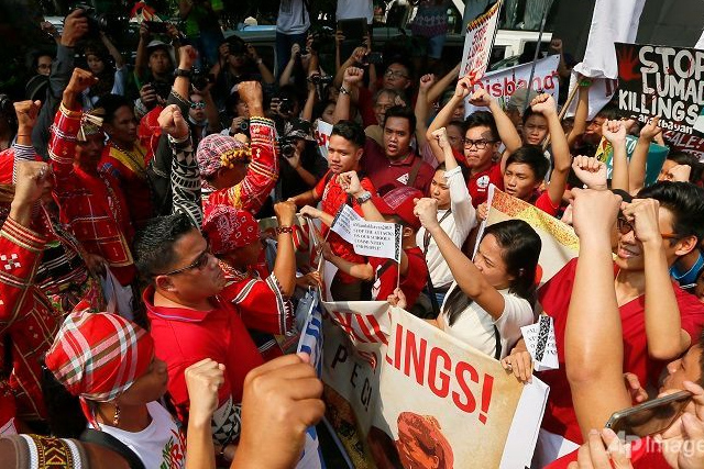 Duterte threatens to bomb lumad schools
