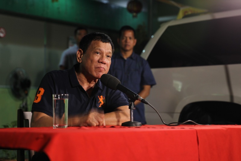 Rody tells NPA: Stop extortion, weâ��ll talk     