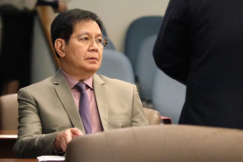 Senators urge Rody: Defer talks with Reds    