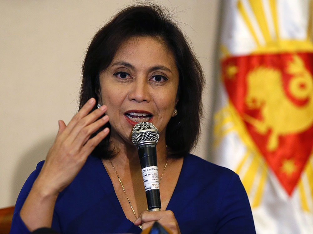 SWS: Robredo satisfaction rating up; Alvarez, Sereno scores drop