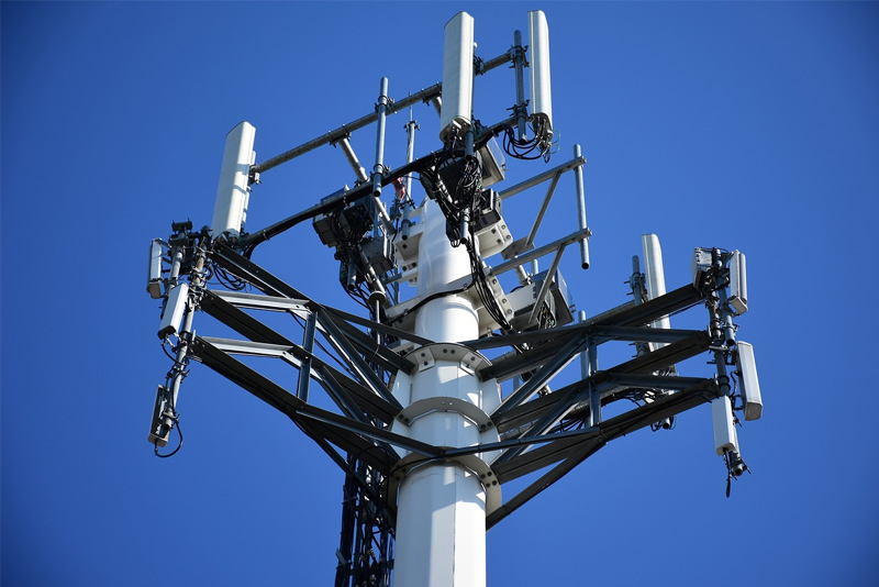 Globe sues Dasma resident in cell site row