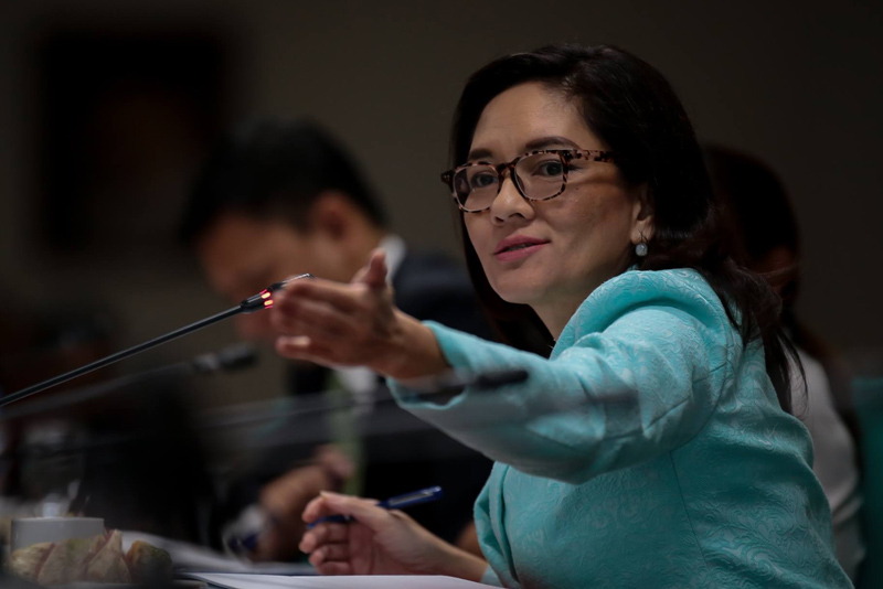 Dictator 'admission' could work against Duterte, Hontiveros says