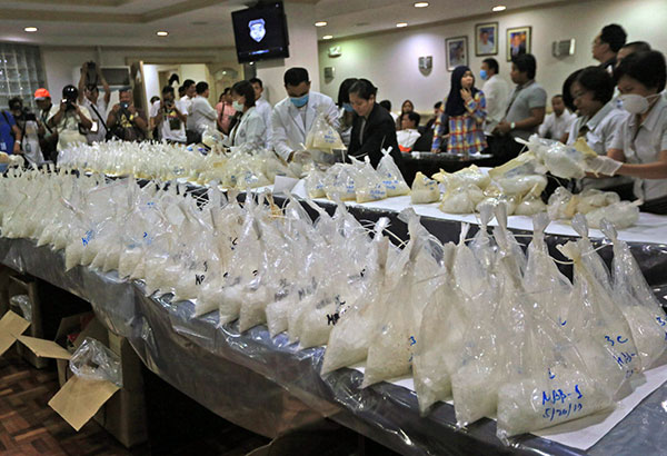 Exec in P6.4-B shabu case now BOC-NAIA collector  