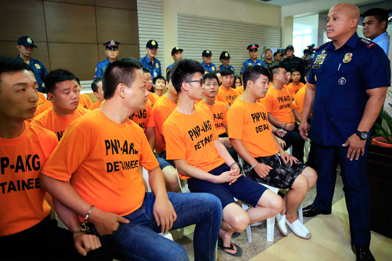 Manhunt on for kidnap gang chief, henchman    
