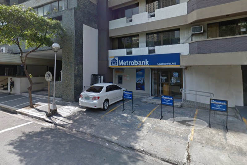 Executive falsified documents, violated procedures in defrauding Metrobank
