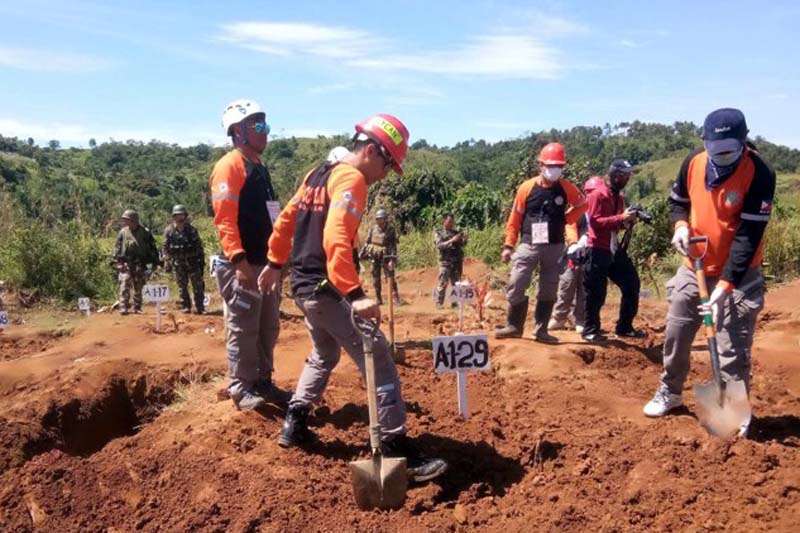 Mass burial for 27 unidentified Marawi casualties