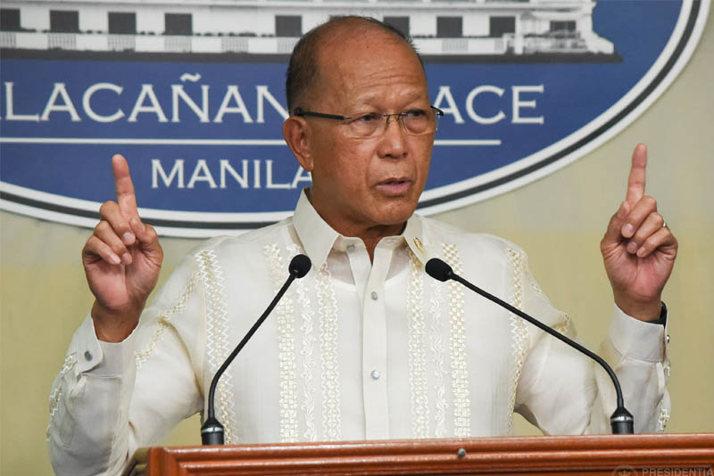 Defense chief refuses to set Marawi deadline this time
