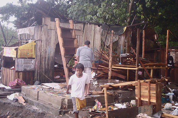 Storm surge destroys over 200 coastal homes in Zamboanga City