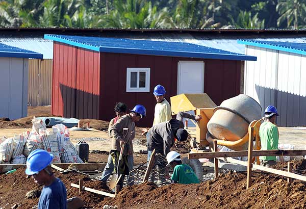 Additional budget for displaced Marawi workers sought