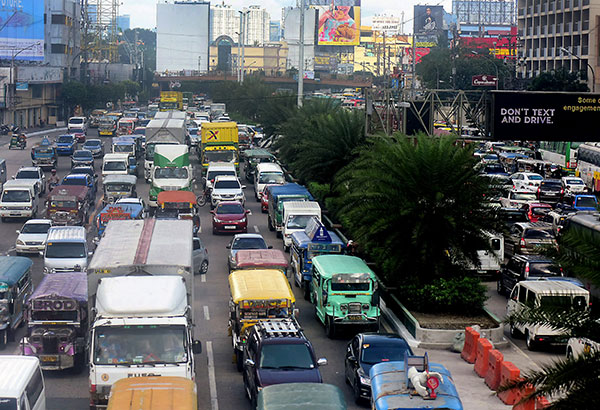 MMDA warns: 'Traffic to get worse in Metro Manila'