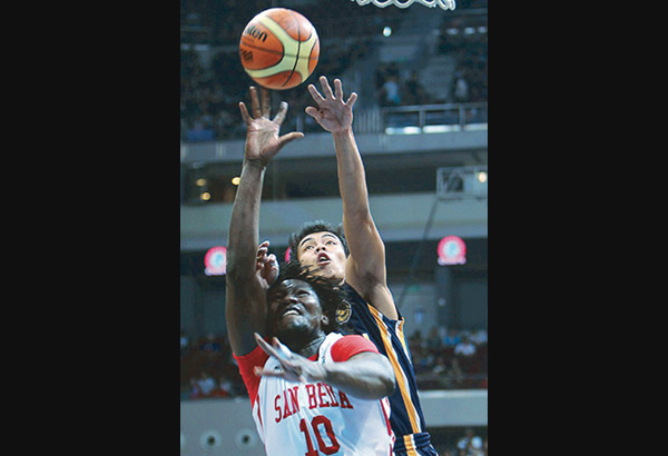 JRU Light Bombers shock Red Cubs