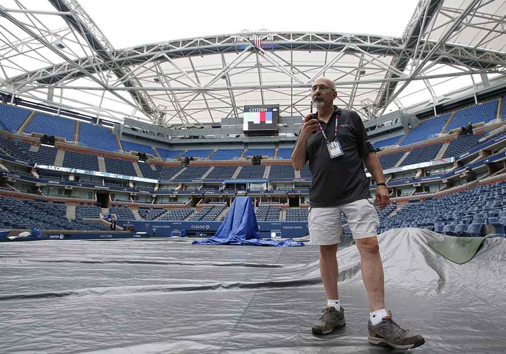 Williams' Slam bid delayed; US Open semi postponed