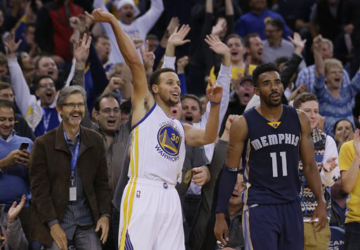 Another big night for Curry as Warriors breeze past Memphis